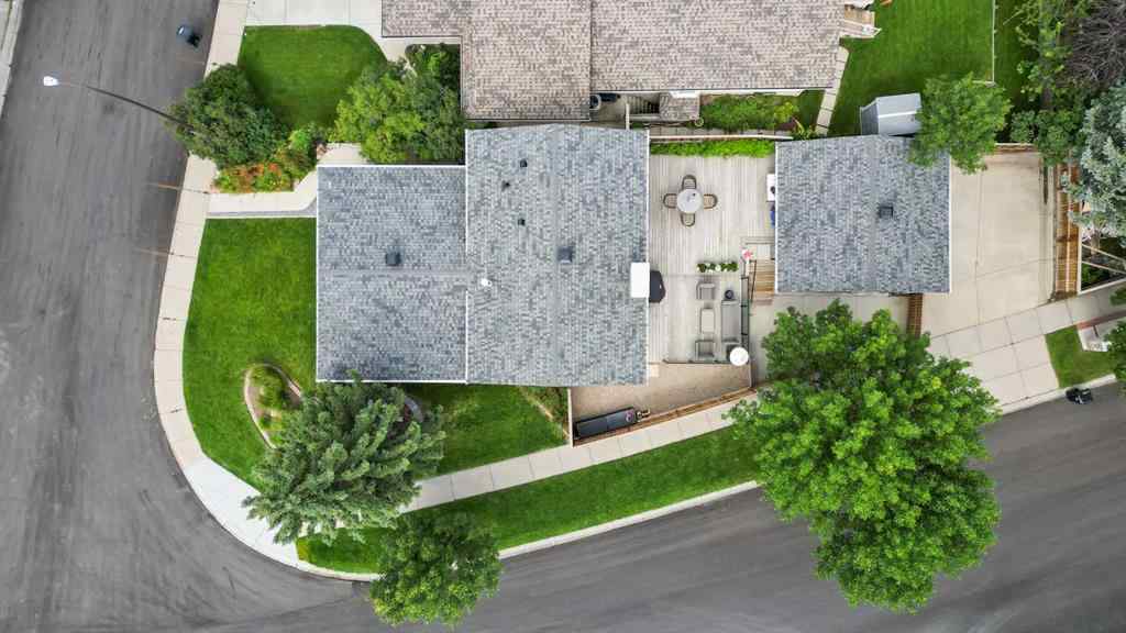 MLS® A2269192 - 103 Sandarac Place NW in Sandstone Valley Calgary, Residential