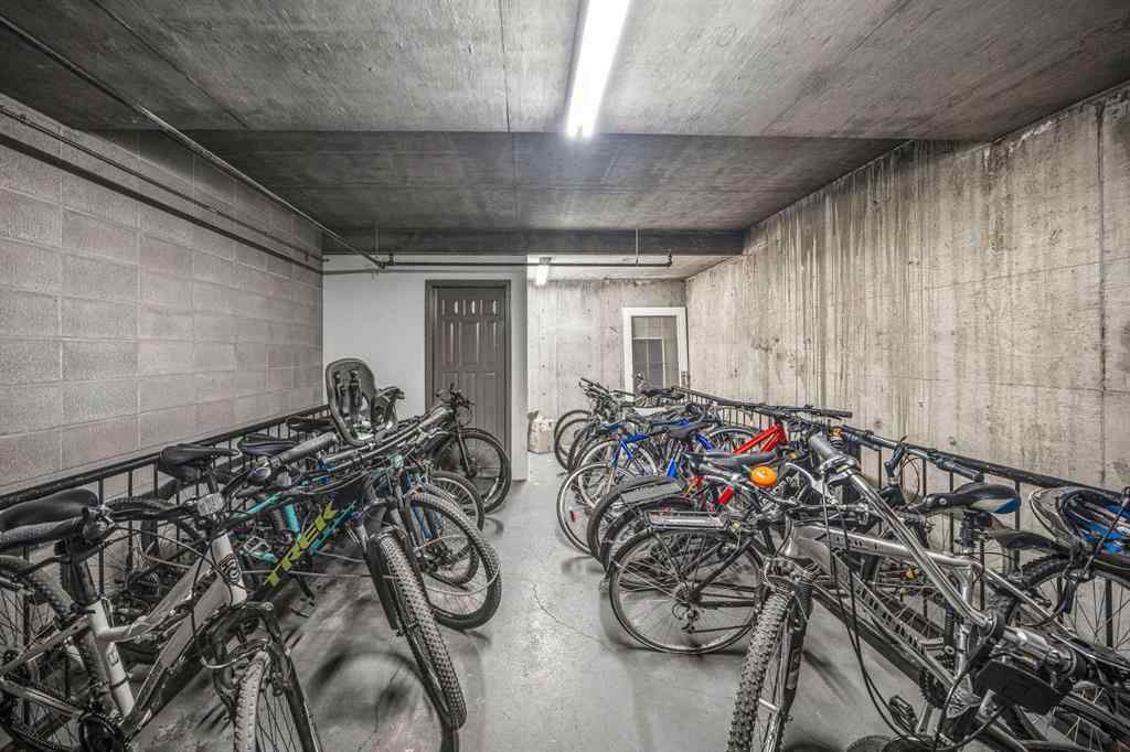 MLS® A2269205 - Unit #401 4 14 Street NW in Hillhurst Calgary, Residential