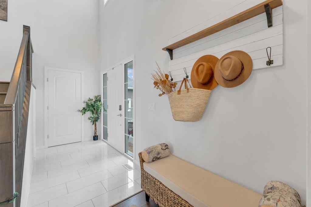 MLS® A2269208 - 89 Connaught Crescent  in Clearview Ridge Red Deer, Residential