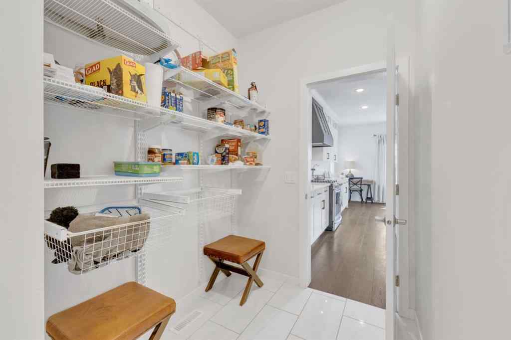 MLS® A2269208 - 89 Connaught Crescent  in Clearview Ridge Red Deer, Residential