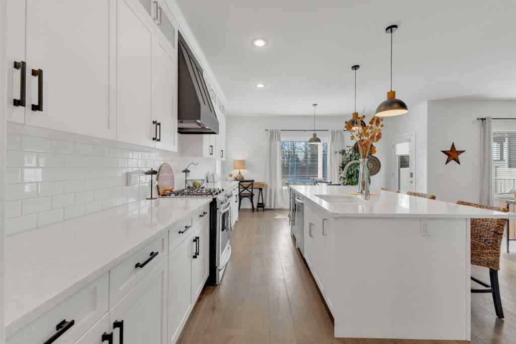 MLS® A2269208 - 89 Connaught Crescent  in Clearview Ridge Red Deer, Residential