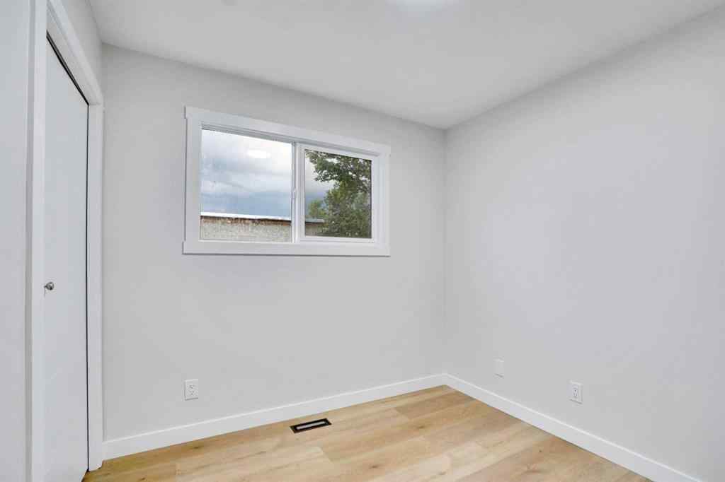 MLS® A2269209 - 903B Queensland Drive SE in Queensland Calgary, Residential