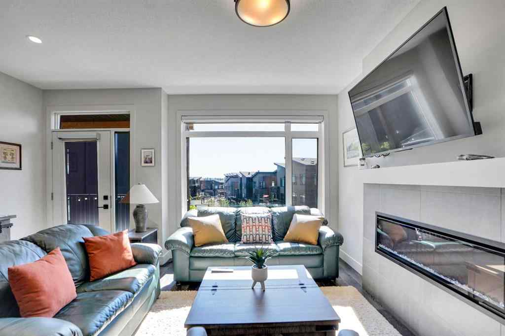 MLS® A2269210 - 19 Royal Elm Green NW in Royal Oak Calgary, Residential