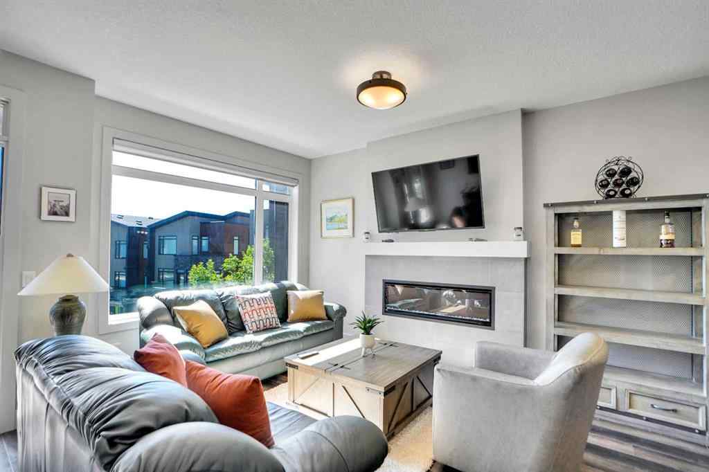 MLS® A2269210 - 19 Royal Elm Green NW in Royal Oak Calgary, Residential