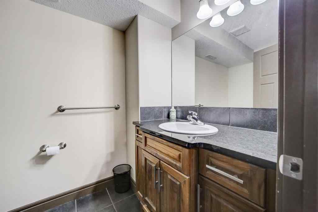 MLS® A2269214 - 869 Mt Sundance Manor W in Sunridge Lethbridge, Residential