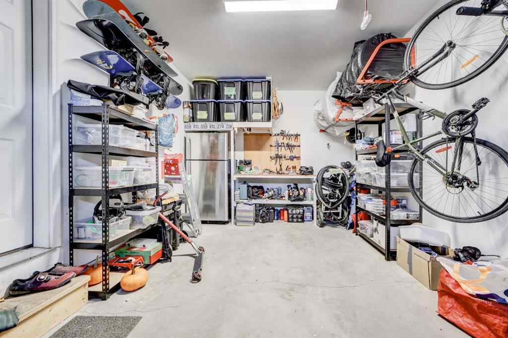 MLS® A2269214 - 869 Mt Sundance Manor W in Sunridge Lethbridge, Residential