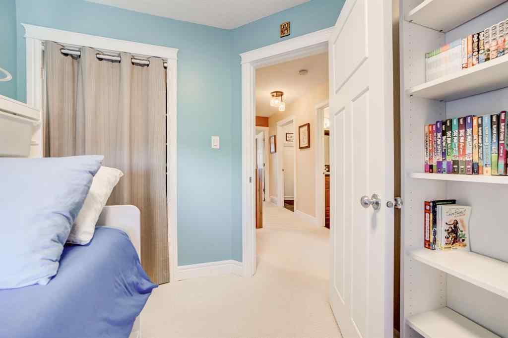 MLS® A2269214 - 869 Mt Sundance Manor W in Sunridge Lethbridge, Residential