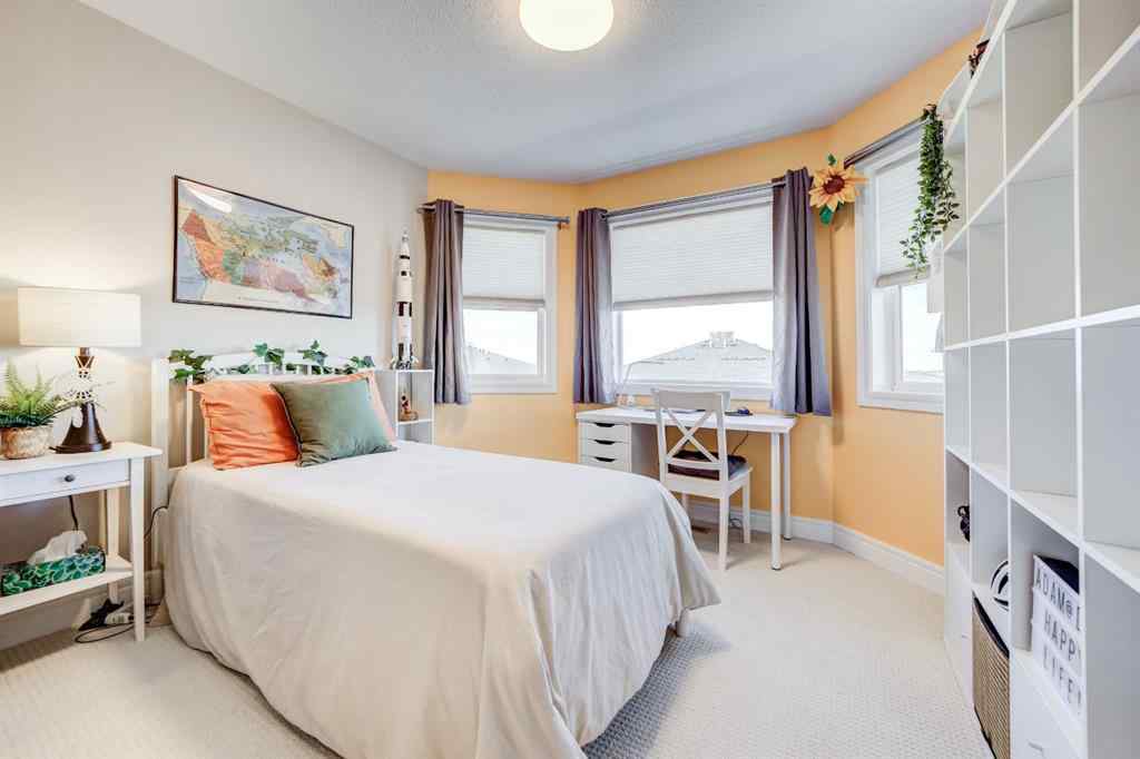 MLS® A2269214 - 869 Mt Sundance Manor W in Sunridge Lethbridge, Residential