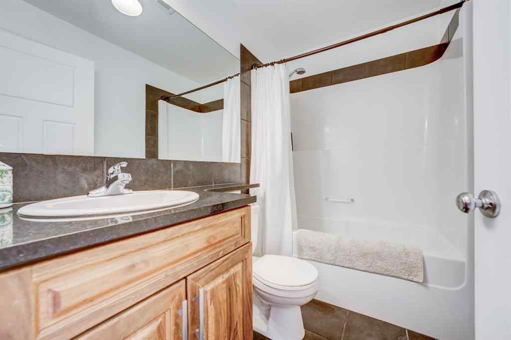 MLS® A2269214 - 869 Mt Sundance Manor W in Sunridge Lethbridge, Residential