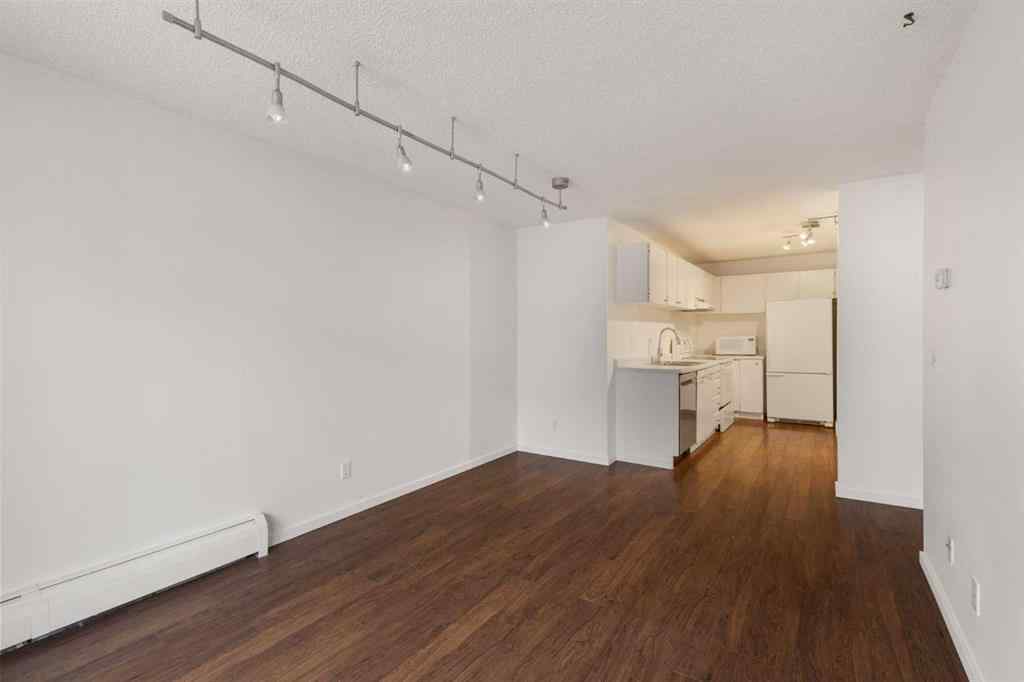 MLS&reg; # A2269215 - Unit #205 630 57 Avenue SW in Windsor Park Calgary, Residential Open Houses