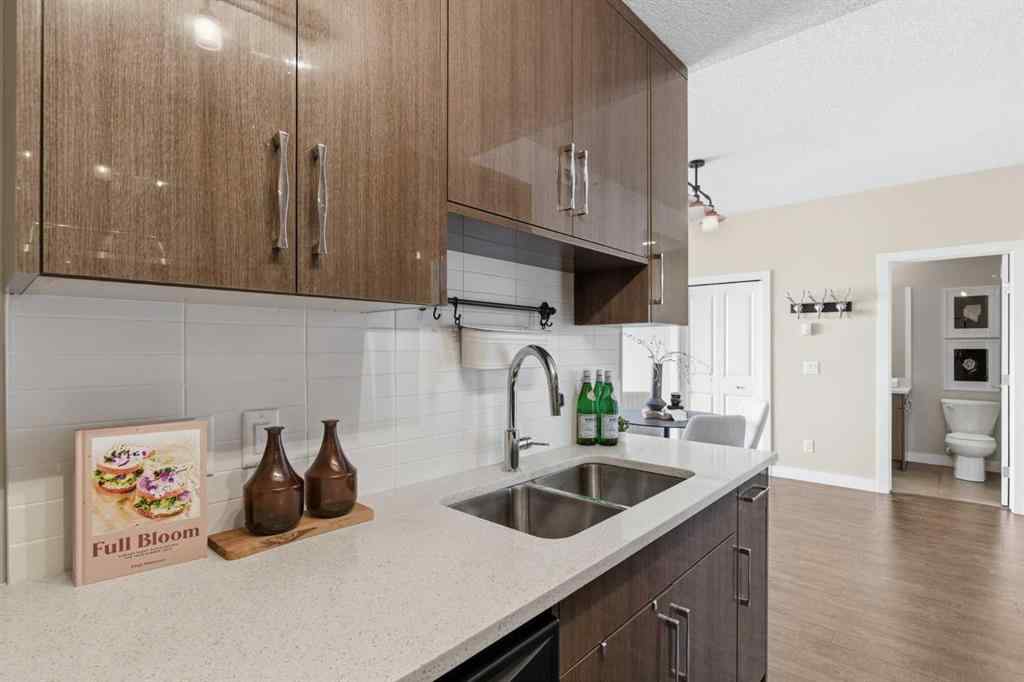 MLS® A2269216 - Unit #403 607 17 Avenue NW in Mount Pleasant Calgary, Residential