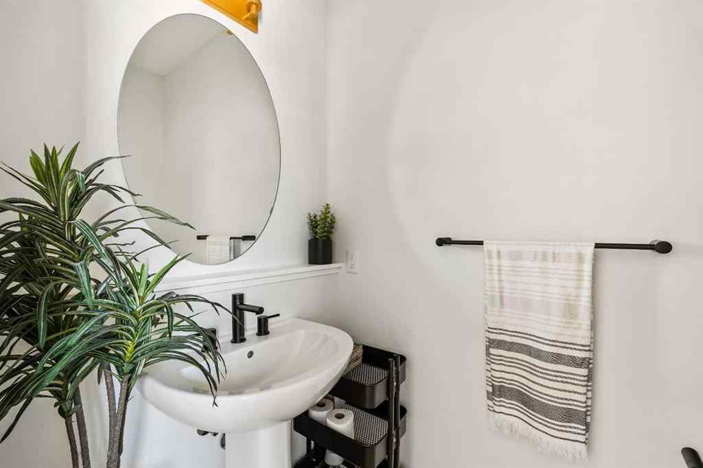 MLS® A2269217 - 233 Lucas Manor NW in Livingston Calgary, Residential