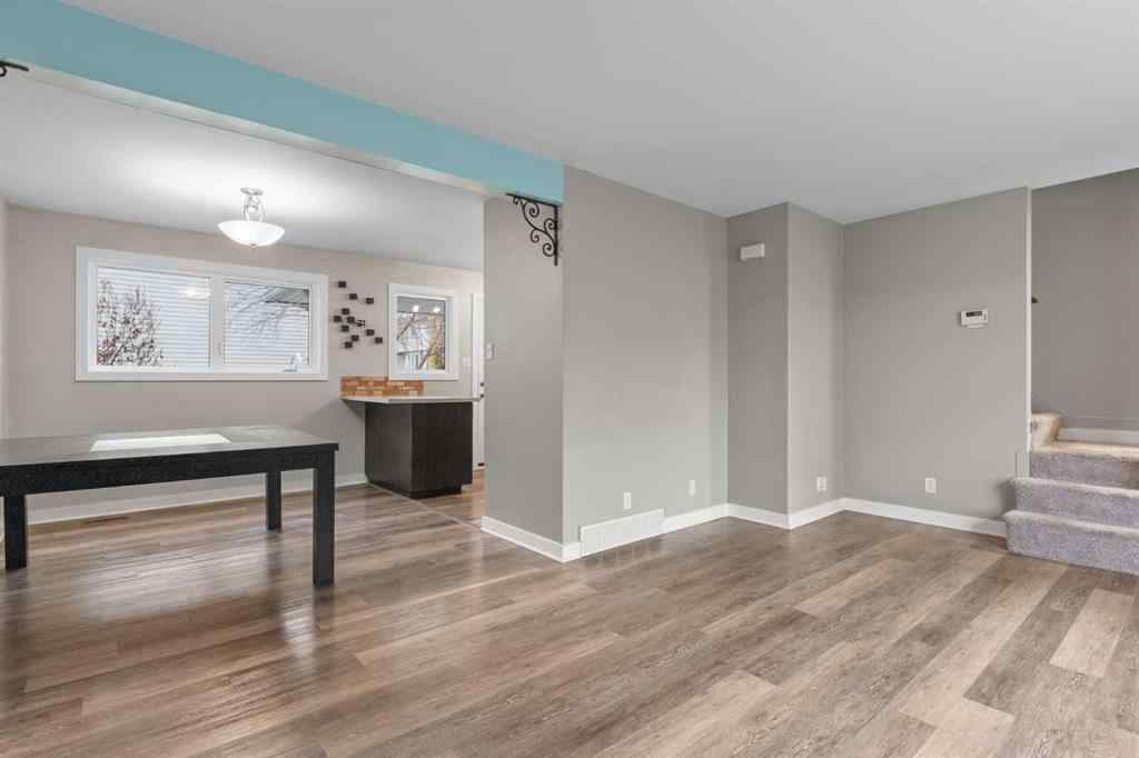 MLS&reg; # A2269218 - 352 Killarney Glen Court SW in Killarney/Glengarry Calgary, Residential Open Houses