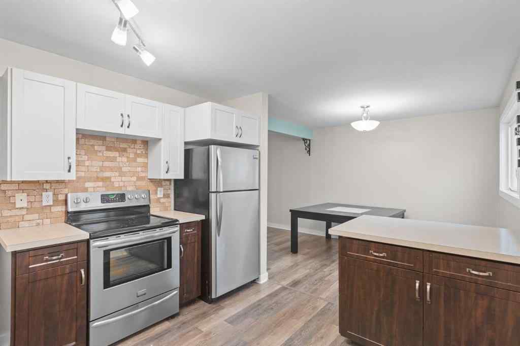 MLS&reg; # A2269218 - 352 Killarney Glen Court SW in Killarney/Glengarry Calgary, Residential Open Houses