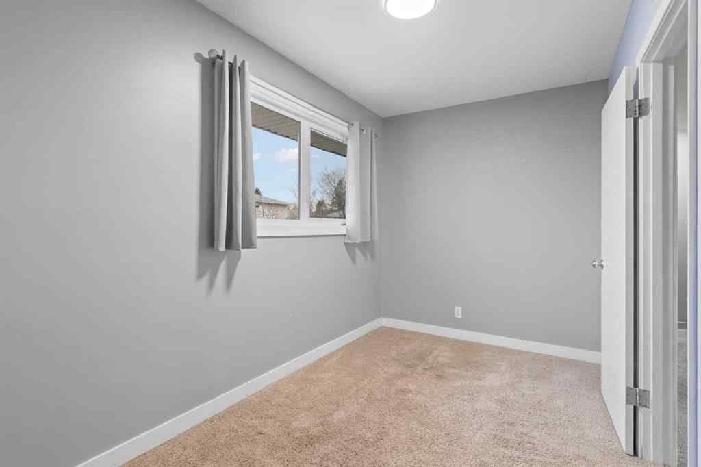 MLS&reg; # A2269218 - 352 Killarney Glen Court SW in Killarney/Glengarry Calgary, Residential Open Houses