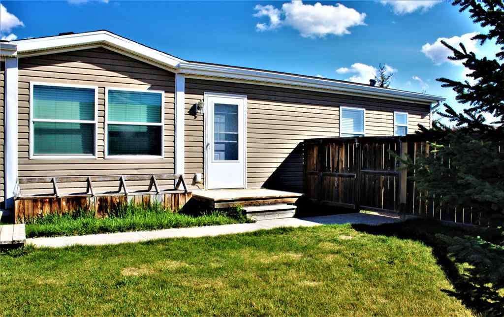 MLS&reg; # A2269219 - 20 Noblefern Way  in NONE Sundre, Residential Open Houses