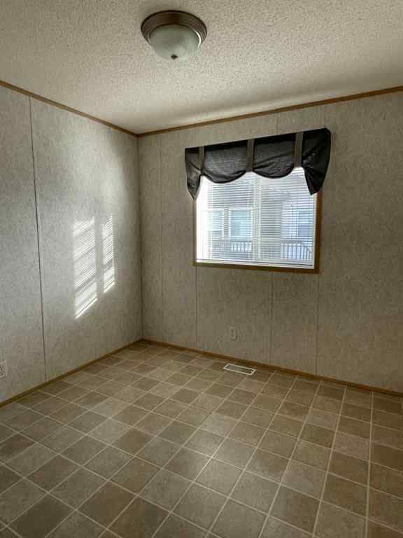 MLS&reg; # A2269227 - 7 Dragonfly Crescent  in NONE High Level, Residential Open Houses