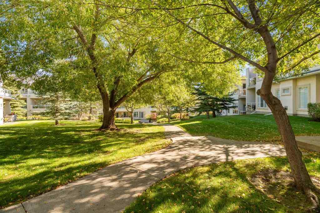 MLS® A2269234 - 32 Edgeridge Terrace NW in Edgemont Calgary, Residential