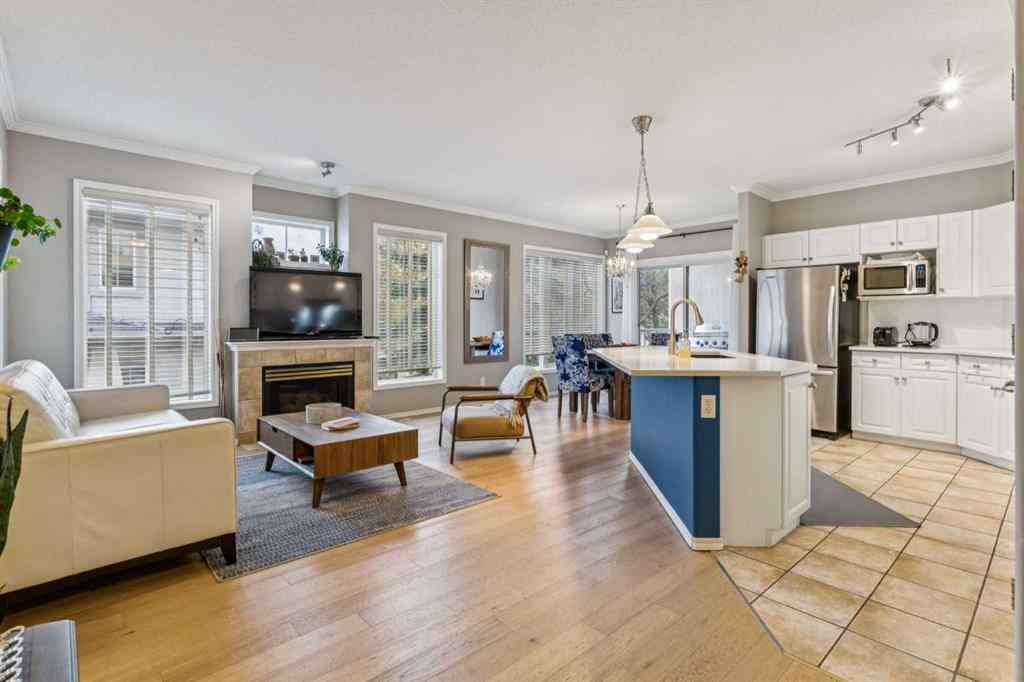 MLS® A2269234 - 32 Edgeridge Terrace NW in Edgemont Calgary, Residential