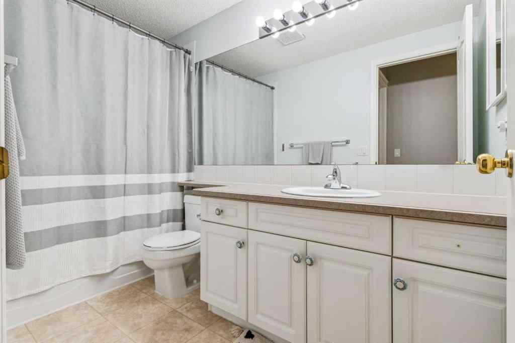 MLS® A2269234 - 32 Edgeridge Terrace NW in Edgemont Calgary, Residential