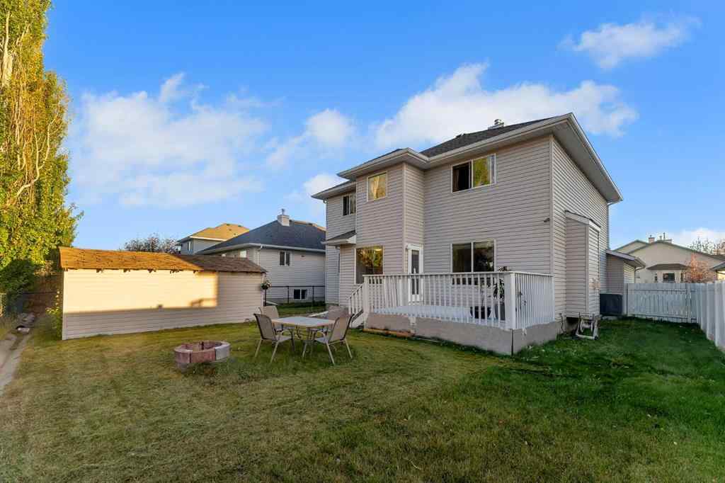 MLS® A2269239 - 185 West Lakeview Drive  in Lakeview Landing Chestermere, Residential