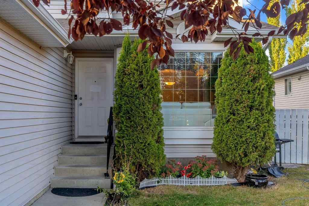 MLS® A2269239 - 185 West Lakeview Drive  in Lakeview Landing Chestermere, Residential