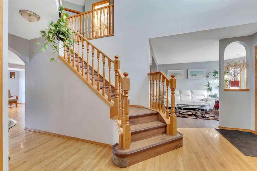 MLS® A2269239 - 185 West Lakeview Drive  in Lakeview Landing Chestermere, Residential