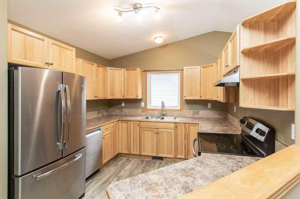 MLS&reg; # A2269242 - 24 Lanterman Close  in Lonsdale Red Deer, Residential Open Houses