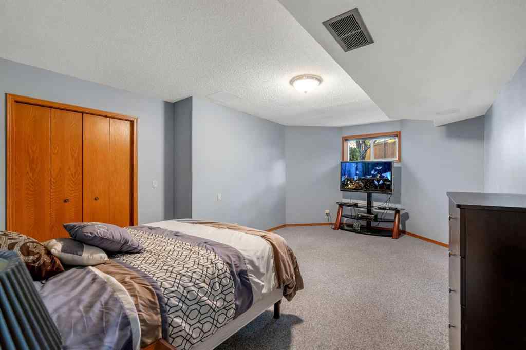 MLS® A2269251 - 223 Shawnee Mews SW in Shawnee Slopes Calgary, Residential