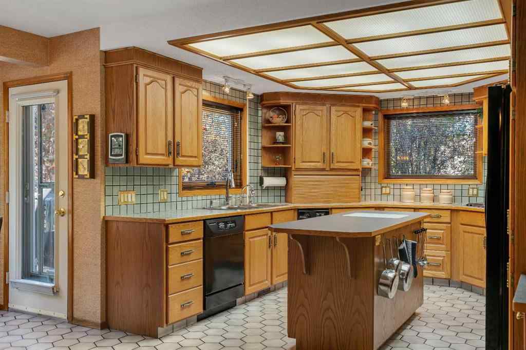 MLS® A2269251 - 223 Shawnee Mews SW in Shawnee Slopes Calgary, Residential