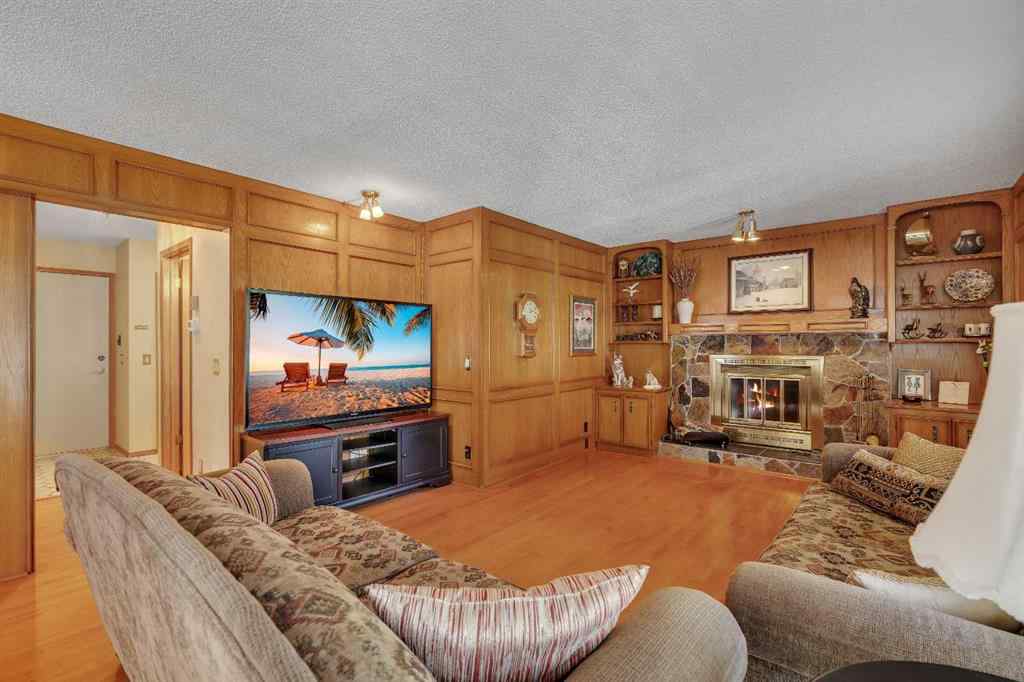 MLS® A2269251 - 223 Shawnee Mews SW in Shawnee Slopes Calgary, Residential