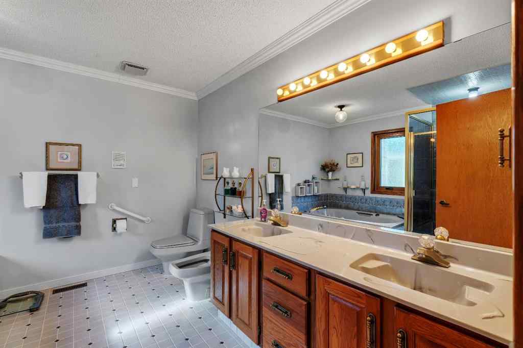 MLS® A2269251 - 223 Shawnee Mews SW in Shawnee Slopes Calgary, Residential