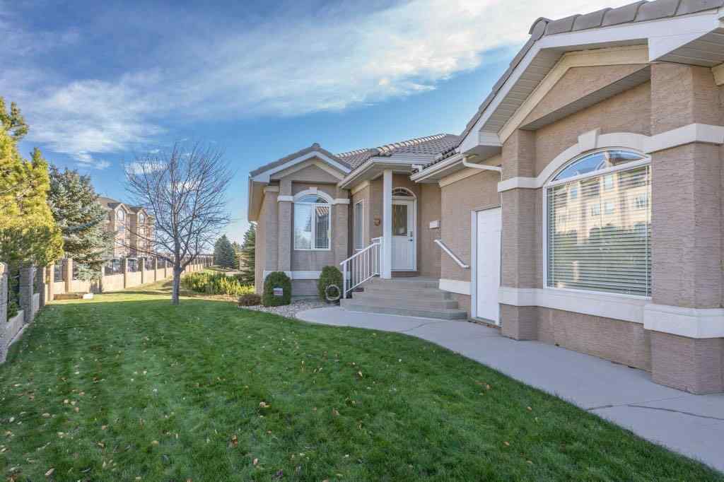 MLS&reg; # A2269254 - 108 River Ridge Drive NW in Northwest Crescent Heights Medicine Hat, Residential Open Houses