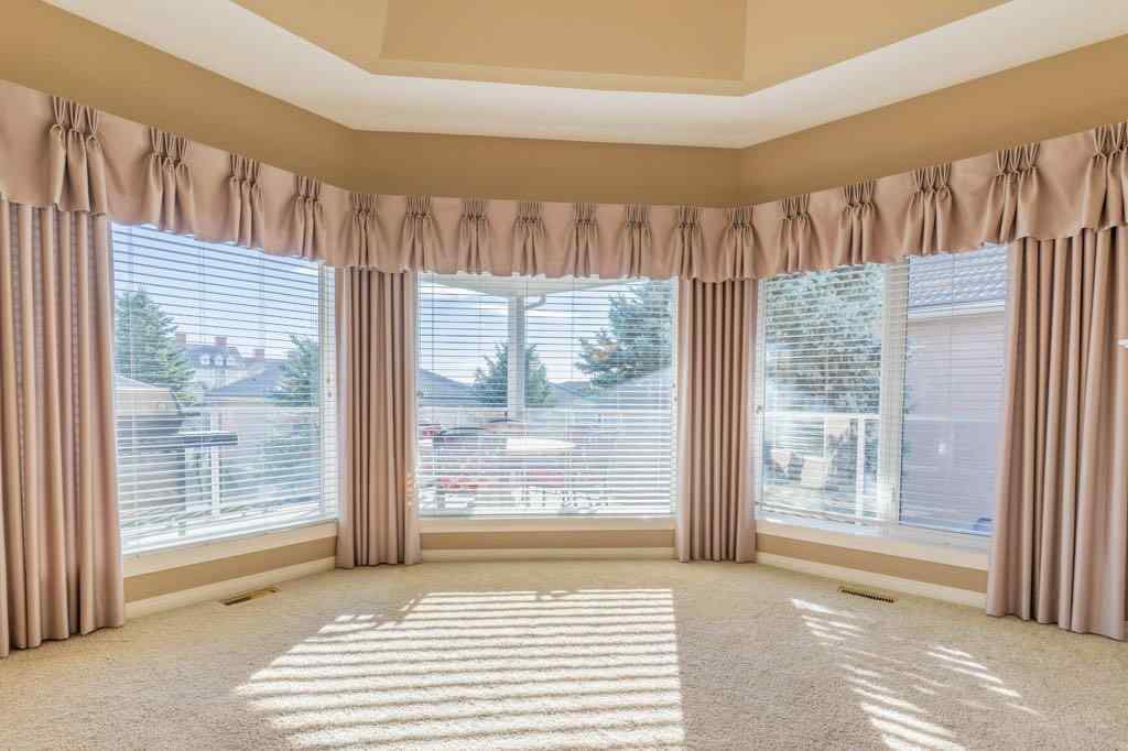 MLS&reg; # A2269254 - 108 River Ridge Drive NW in Northwest Crescent Heights Medicine Hat, Residential Open Houses