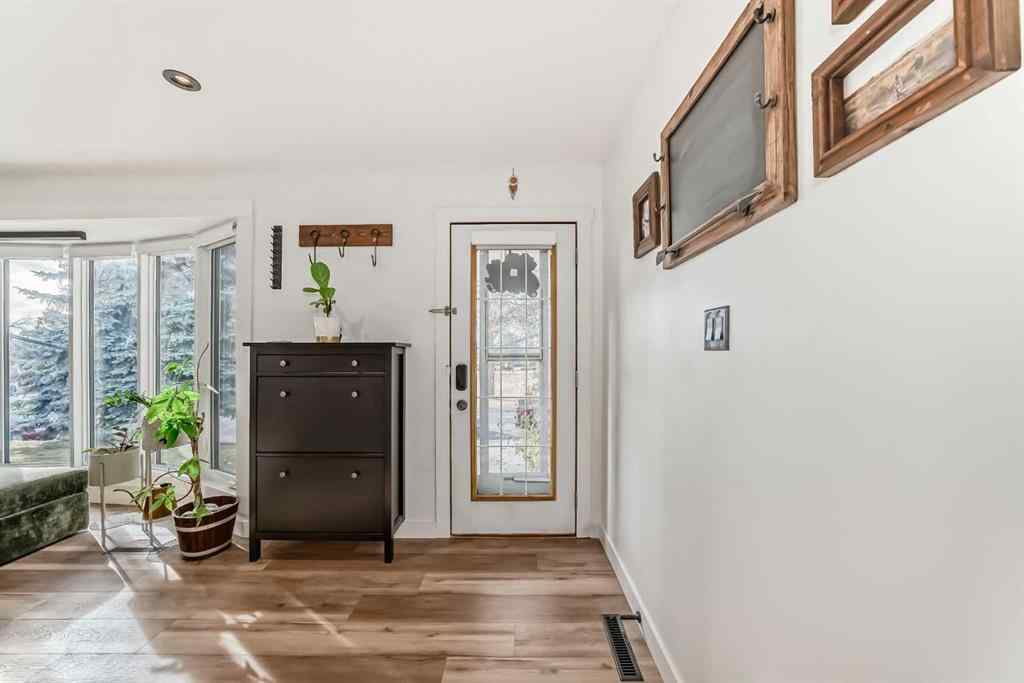 MLS® A2269255 - 2155 Mackid Crescent NE in Mayland Heights Calgary, Residential