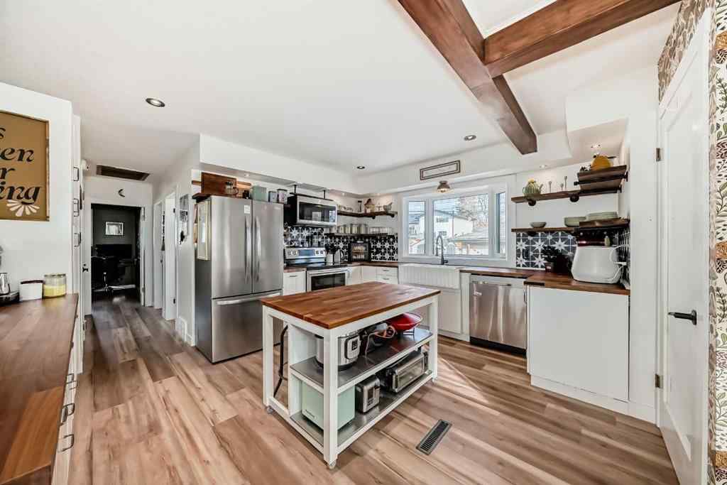 MLS® A2269255 - 2155 Mackid Crescent NE in Mayland Heights Calgary, Residential