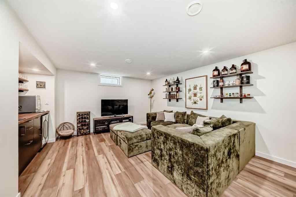 MLS® A2269255 - 2155 Mackid Crescent NE in Mayland Heights Calgary, Residential