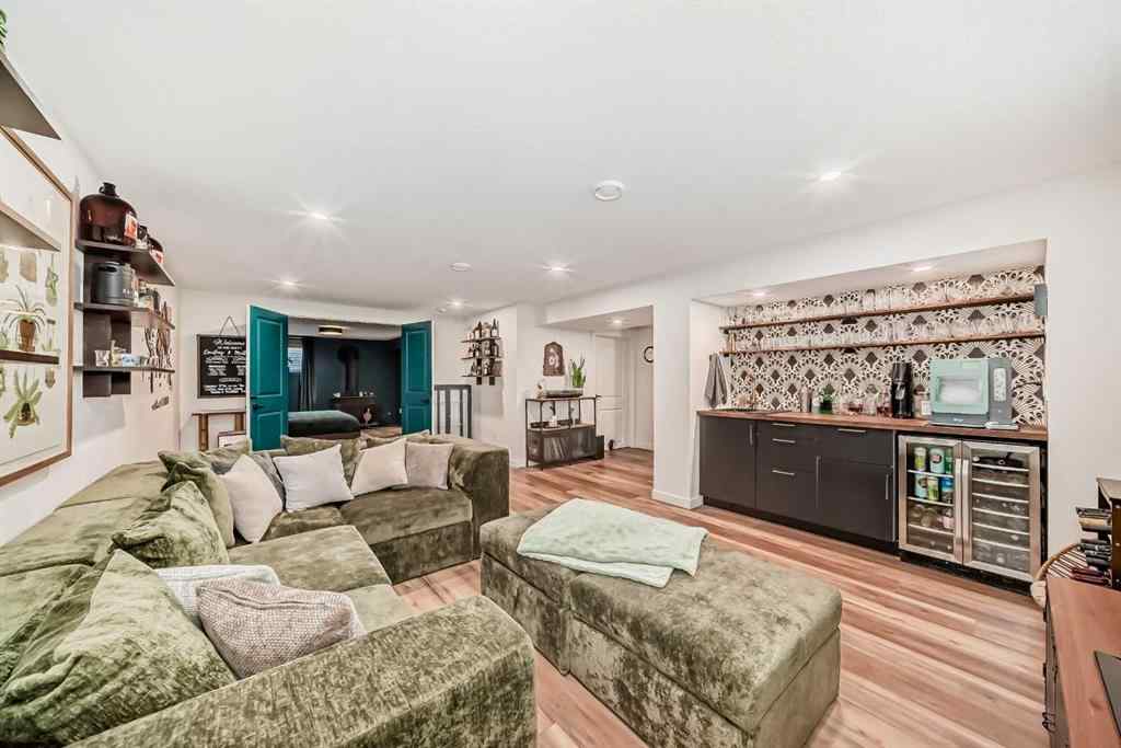 MLS® A2269255 - 2155 Mackid Crescent NE in Mayland Heights Calgary, Residential