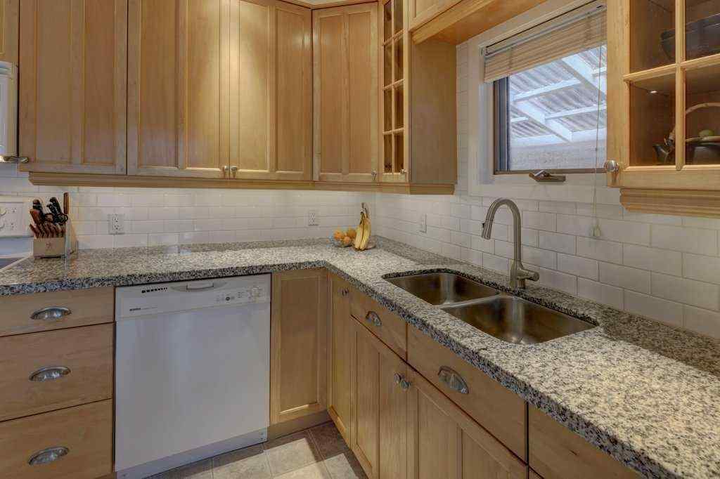 MLS® A2269259 - 1805 20 Avenue NW in Capitol Hill Calgary, Residential