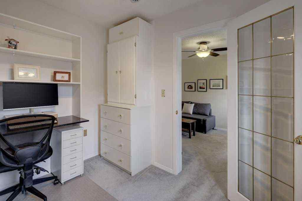 MLS® A2269259 - 1805 20 Avenue NW in Capitol Hill Calgary, Residential