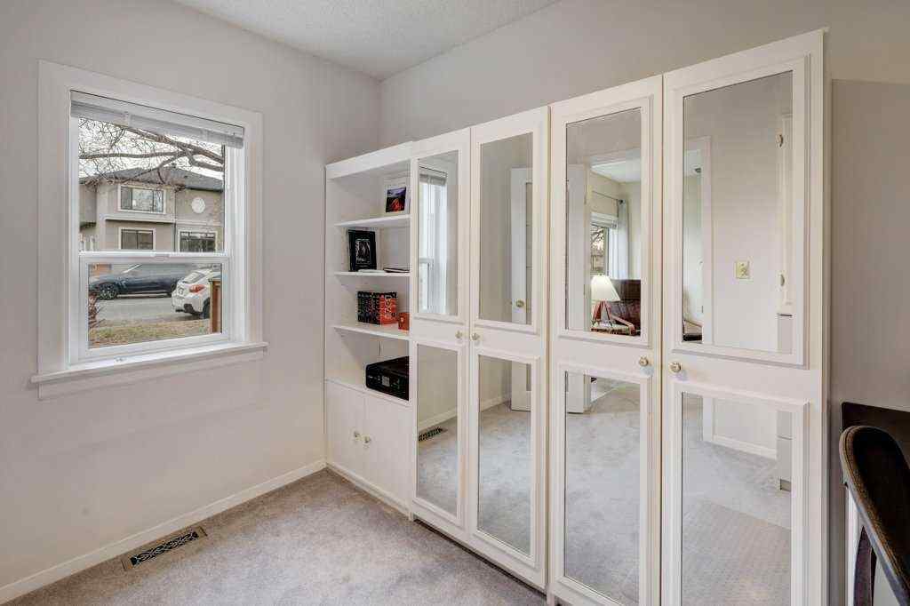 MLS® A2269259 - 1805 20 Avenue NW in Capitol Hill Calgary, Residential