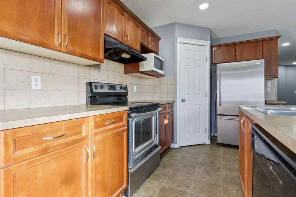 MLS® A2269267 - 8454 Saddleridge Drive NE in Saddle Ridge Calgary, Residential