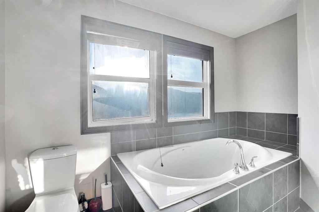 MLS&reg; # A2269272 - 19 Copperleaf Terrace SE in Copperfield Calgary, Residential Open Houses