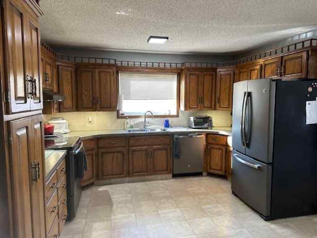 MLS® A2269275 - 584 7th Avenue W in NONE Cardston, Residential