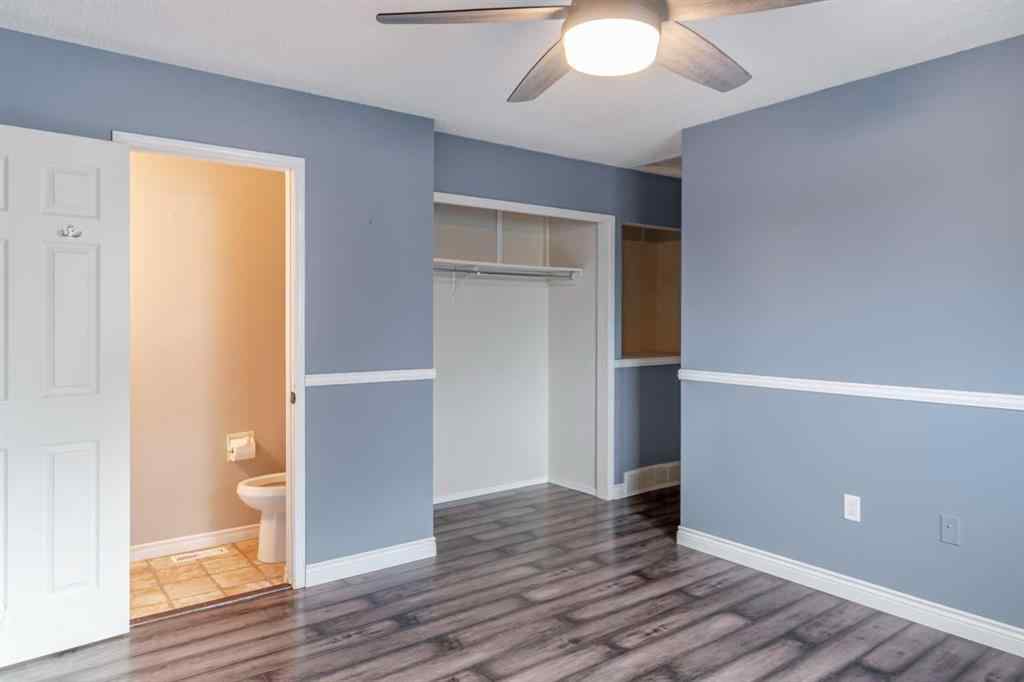 MLS® A2269277 - 9605 63 Avenue   in Country Club Estates Grande Prairie, Residential