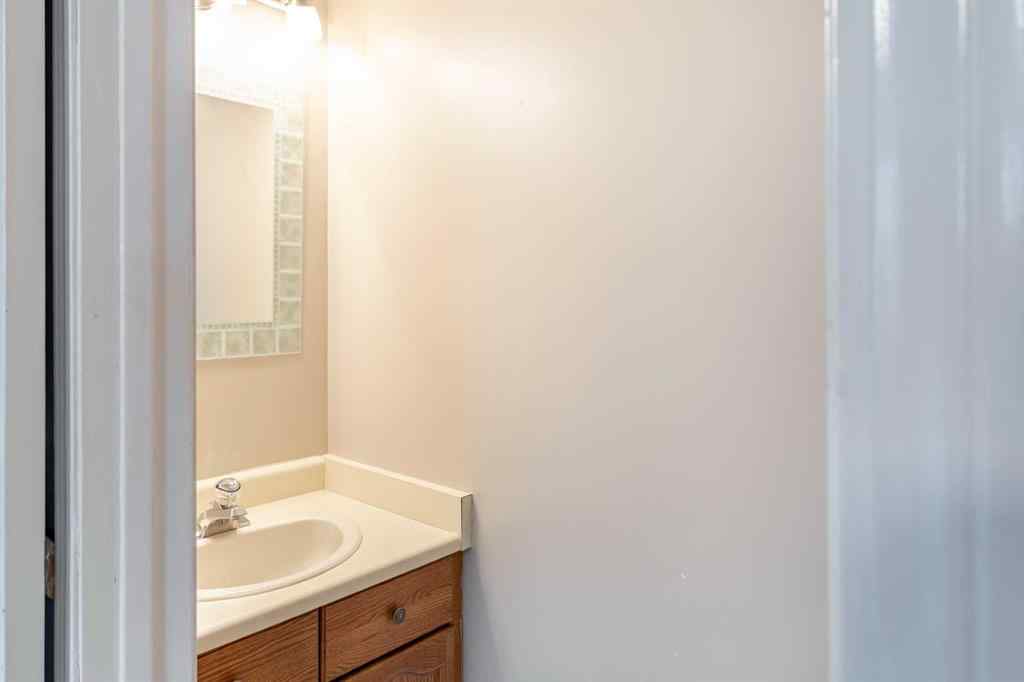 MLS® A2269277 - 9605 63 Avenue   in Country Club Estates Grande Prairie, Residential