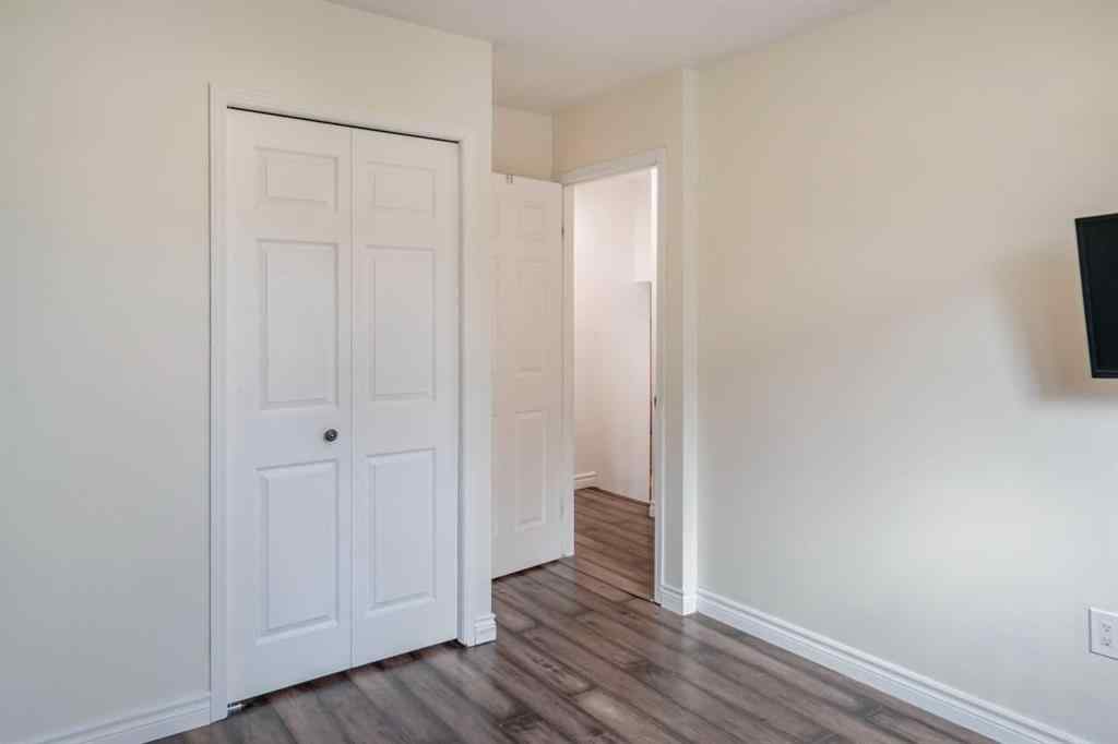 MLS® A2269277 - 9605 63 Avenue   in Country Club Estates Grande Prairie, Residential