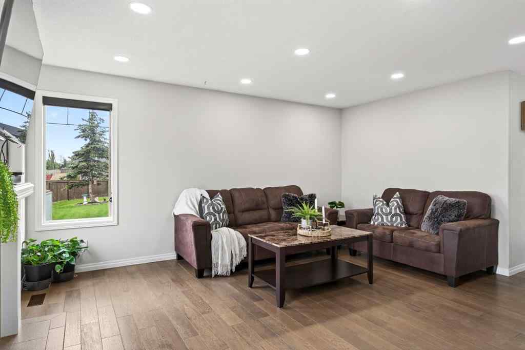 MLS® A2269281 - Unit #21 102 Canoe Square SW in Canals Airdrie, Residential