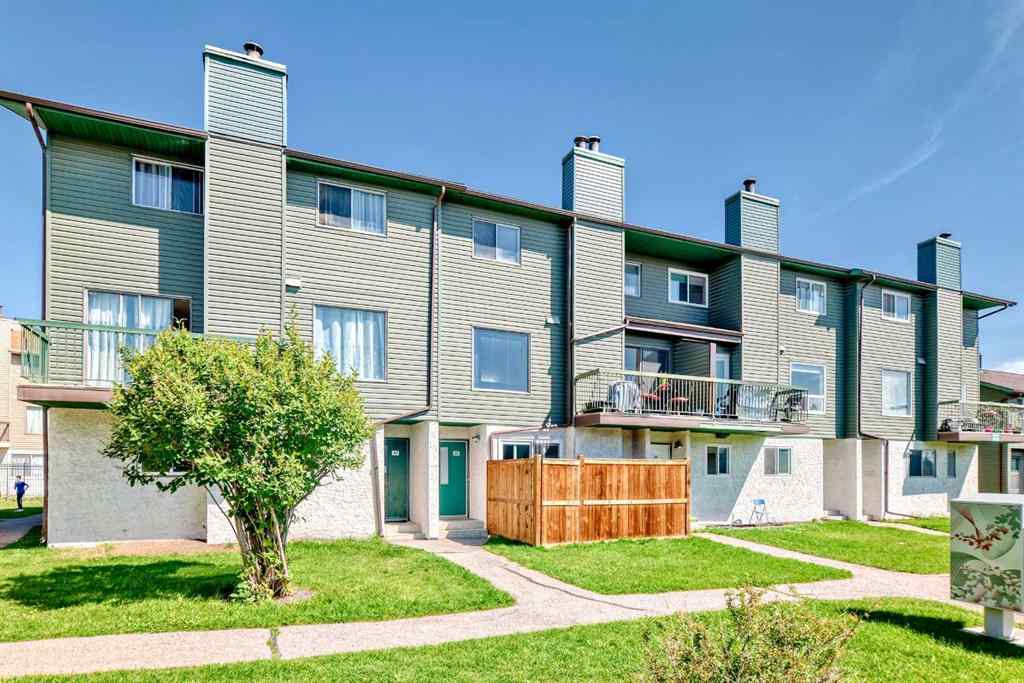 MLS® A2269282 - Unit #38 2511 38 Street NE in Rundle Calgary, Residential