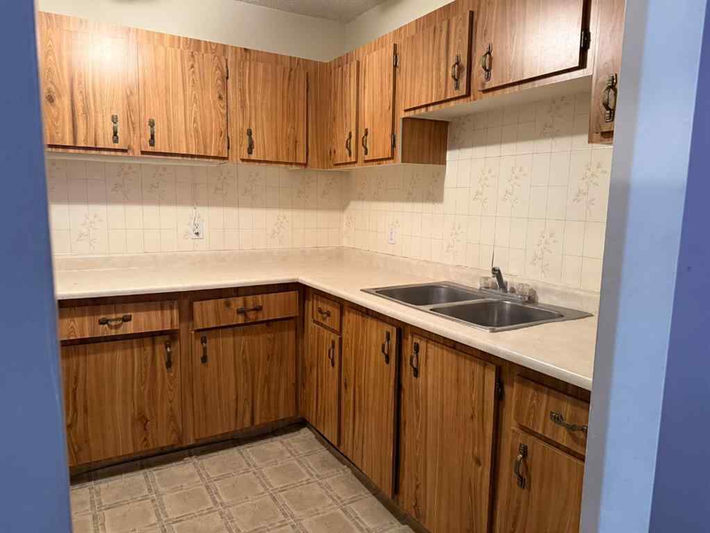 MLS® A2269282 - Unit #38 2511 38 Street NE in Rundle Calgary, Residential